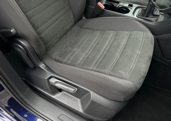 Volkswagen Touran cena 61900 przebieg: 112613, rok produkcji 2016 z Krynica-Zdrój małe 781